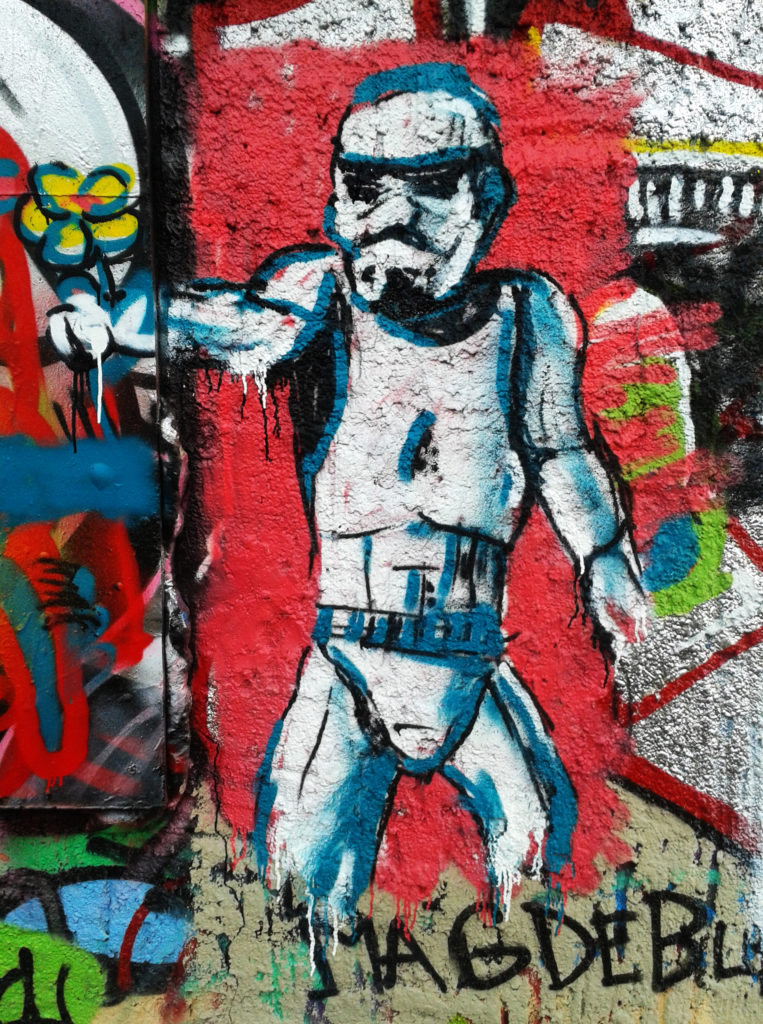 Stormtrooper-Graffiti-Melina-Gross